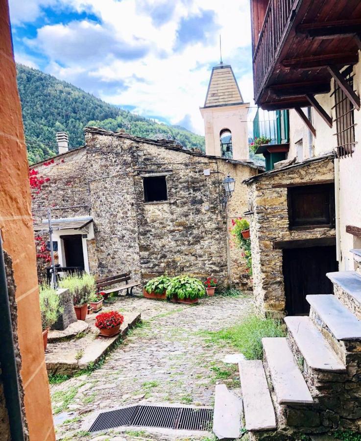 Appartement A Realdo - Casa Il Nido Delle Aquile à Triora Extérieur photo